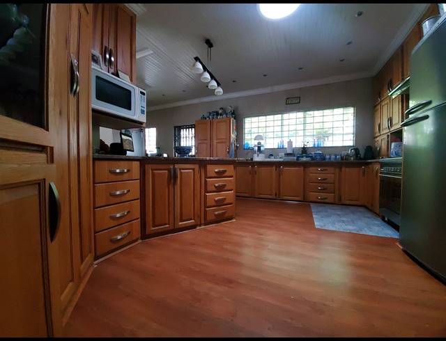 4 BEDROOM HOUSE FOR SALE IN SASOLBURG EXT 23